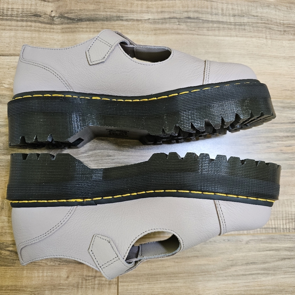 Dr. Martens Bethan Pisa Mary Jane platform, size US 10 - Picture 9 of 13